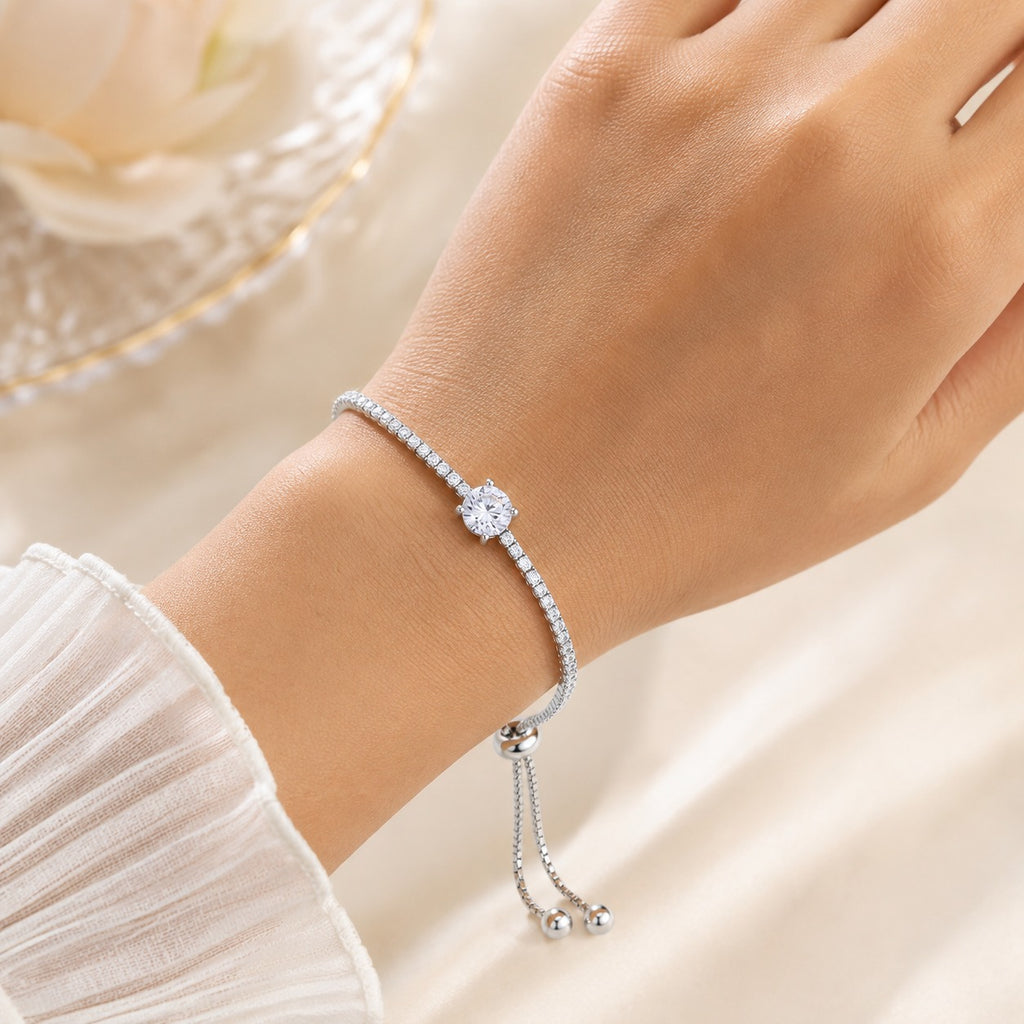 Elegant cubic zirconia tennis bracelet in 925 sterling silver with pavé stone design