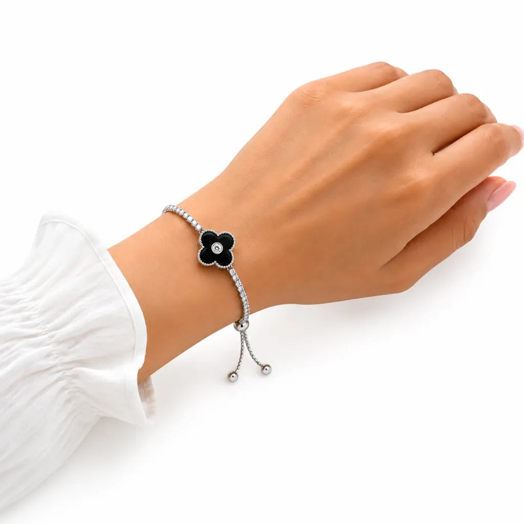 womens-clover-tennis-bracelet-black-onyx-worn-on-wrist